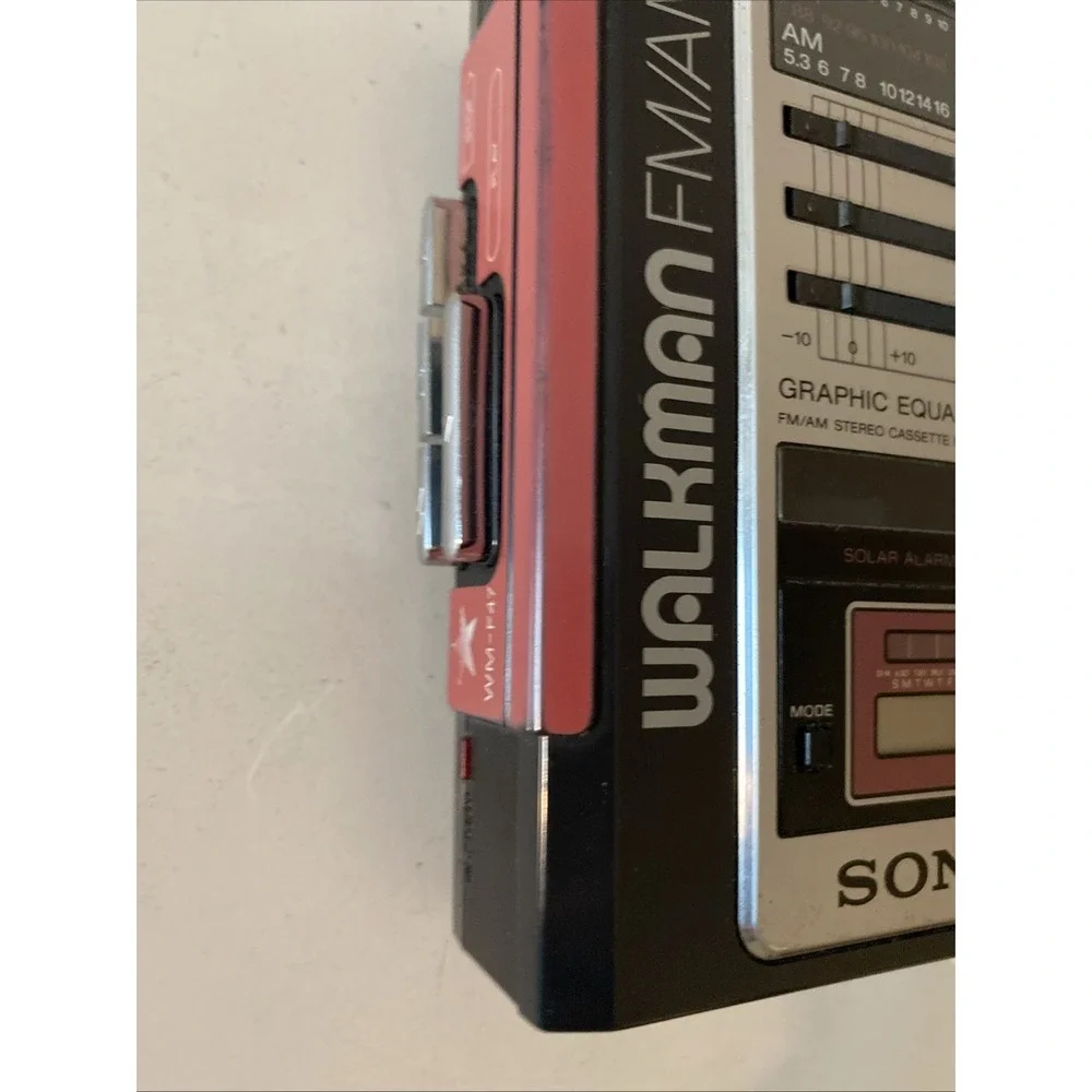 Sony Walkman WM-F47 Portable Stereo Cassette Player FM/AM Walkman, FOR REPAIR